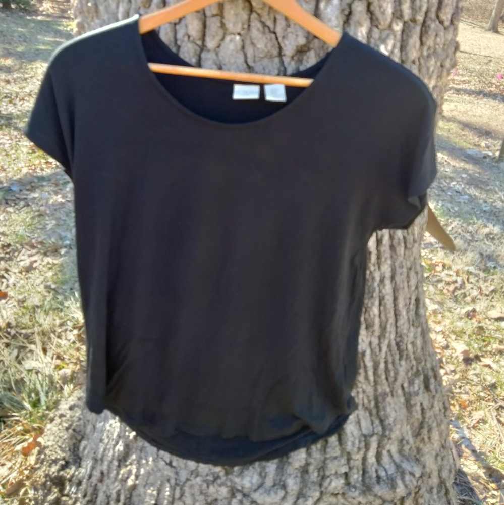 ⬇️Price Drop!⬇️St. Tropez West Blouse in size M